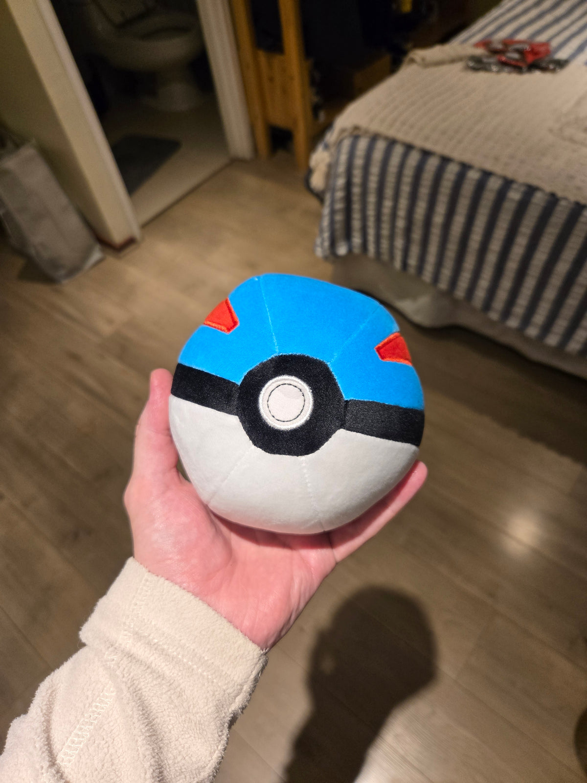 Peluche Pokemon Super Ball 12 Cm Coleccionable